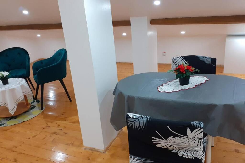 Appartement La Joie Dans Quartier Chic Pibrac Kültér fotó